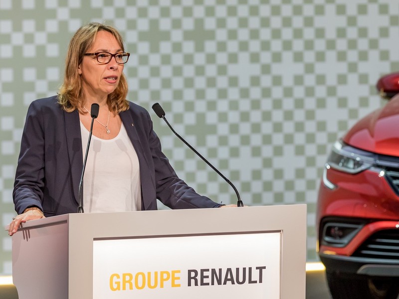 Změna ve vedení Renaultu - definitivní odstřižení od Ghosna